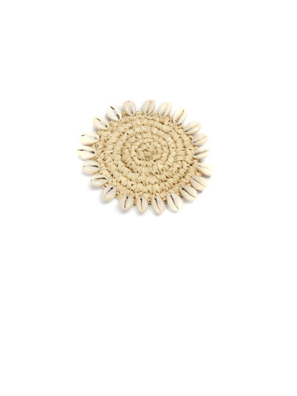 Bazar Bizar - The Raffia Shell Coaster