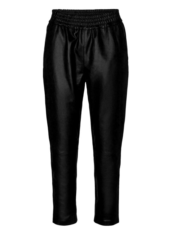 Co'Couture - Shiloh Crop Leather Pant