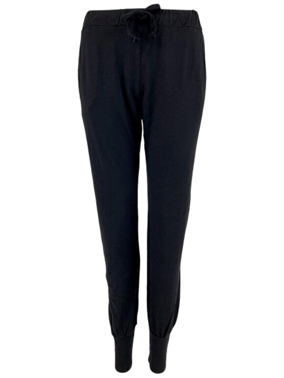 Black Colour - Isa Jersey Pants