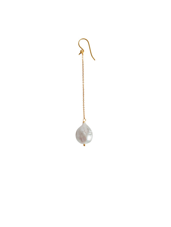 Stine A - Dangling White Pearl With Long Chain Earring