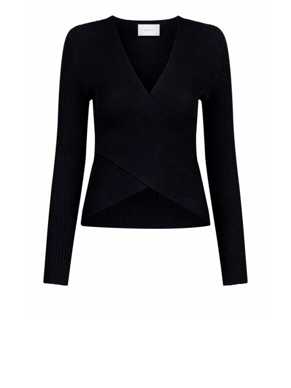 Neo Noir - Italy Solid Knit Blouse