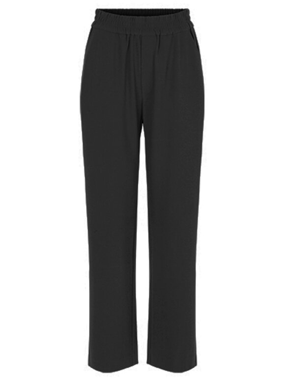 MBYM - Phillipa Pant