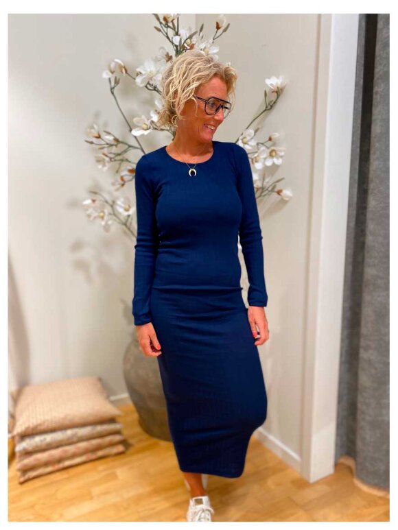 Nørgaard Paa Strøget - Long NPS John Dress LS Solid Colour