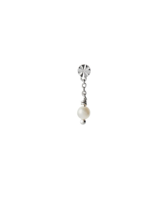 Stine A - Tres Petit Etoile Earring with Pearl 
