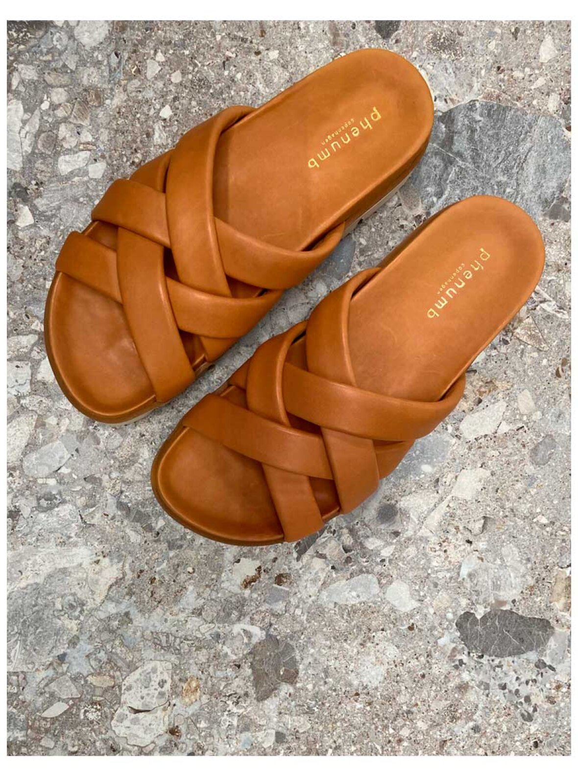 A'POKE - Phenumb Naia Sandal