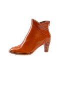 Sofie Schnoor - T225C Boot