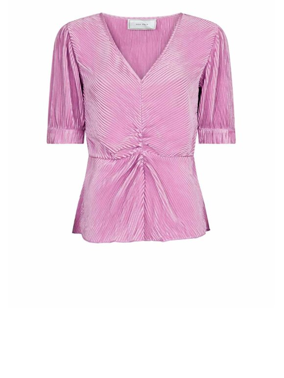 Neo Noir - Litzy Solid Blouse