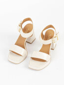Bukela - Gry Sandal