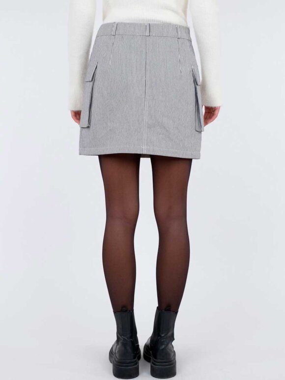 Neo Suzie Stripe Skirt Off White - A'POKE