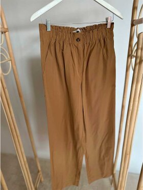 Rabens Saloner - Magde Pants