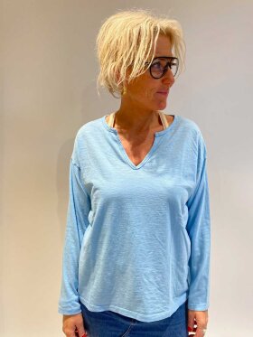 Cabana Living - Apia T-Shirt