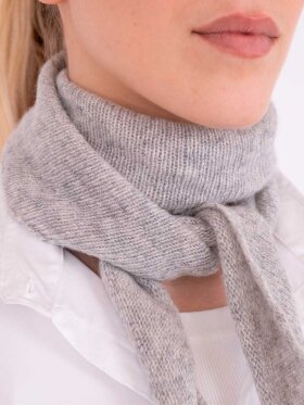 Neo Noir - Misty Knit Scarf