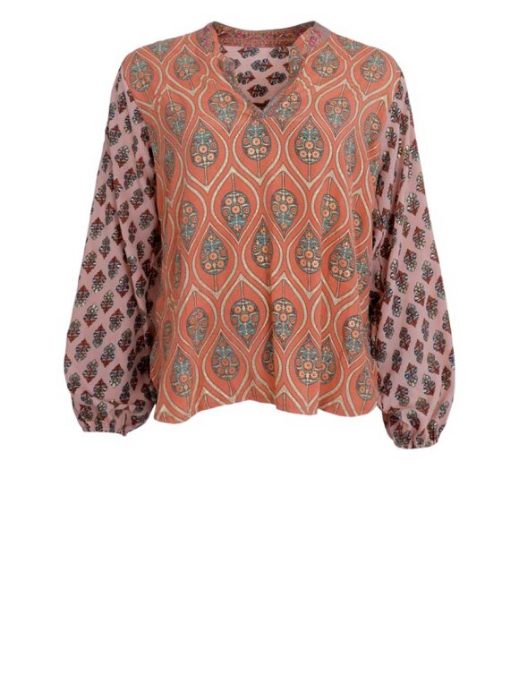 Black Colour - BCLuna Kaftan Blouse