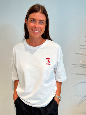 Sofie Schnoor - S233347 T-shirt