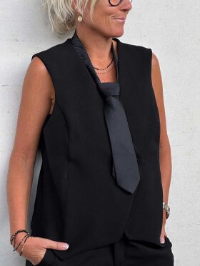 Black Colour - BCElina Tie