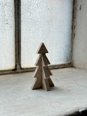 Mangus - Marble Christmas Tree