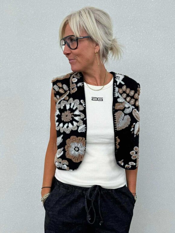 MARTA - MDCPilar Vest