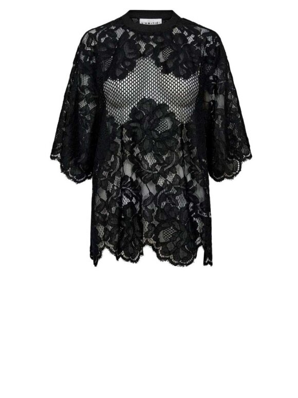 Haute L'amitié - Curvey Lace Hem Tee - Lev. uge 19