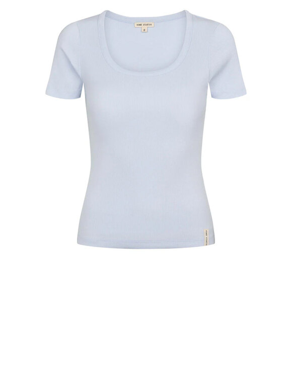 Esme Studios - ESBlossom Wide O-Neck Top