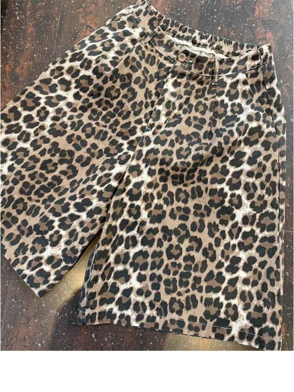 Amaze Cph - Saga Shorts - Lev Juni