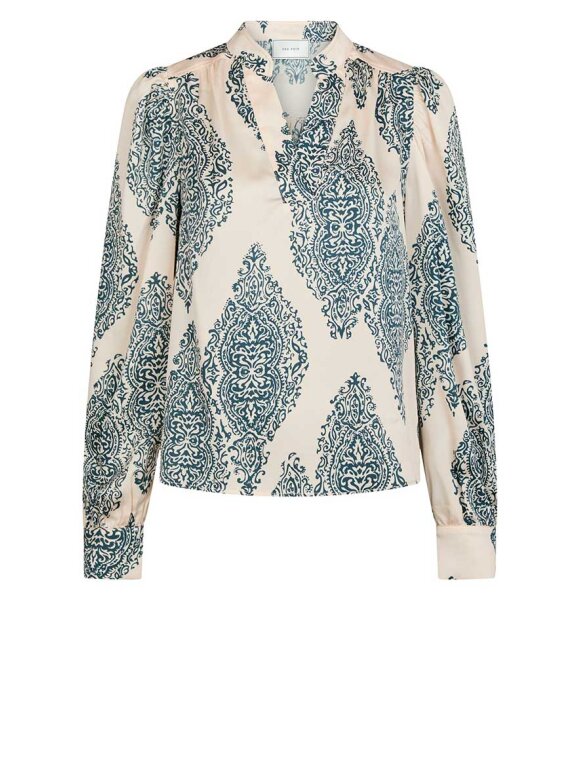 Neo Noir - Rosslyn Paisley Drop Blouse