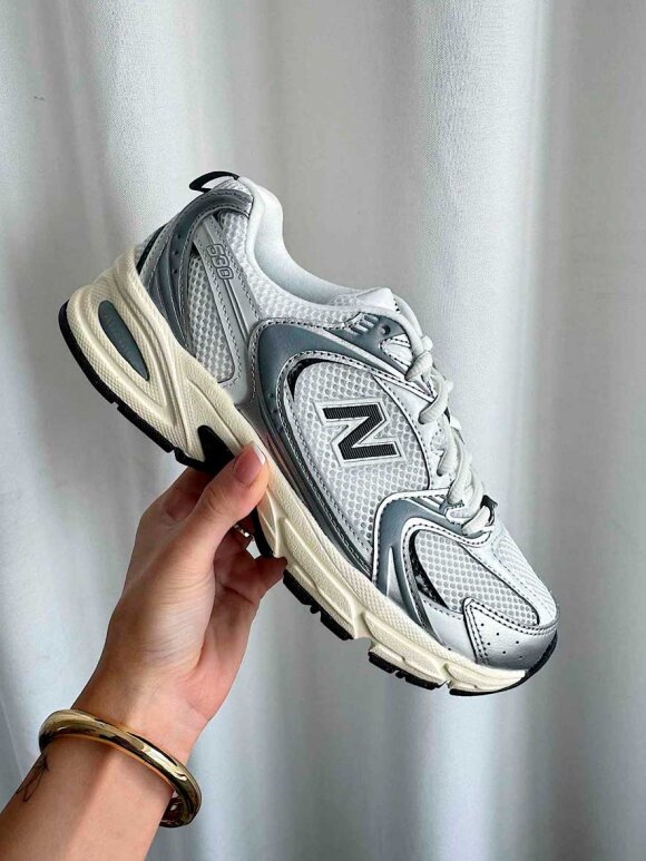 New Balance - U530ESA Sneakers