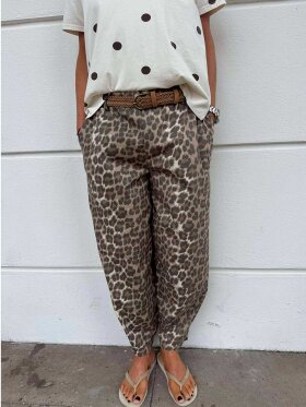 Black Colour - BCAbbie Barrel Pant - Lev. midt juli