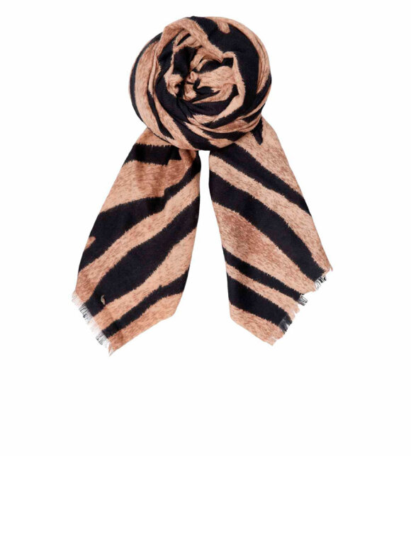 Black Colour - BCAlvida Winter Scarf