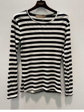 MARTA - MdcBegonia LS Tee