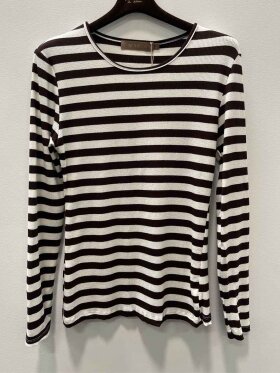 MARTA - MdcBegonia LS Tee - Lev. uge 4