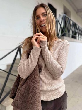 MARTA - MdcLunara LS Tee