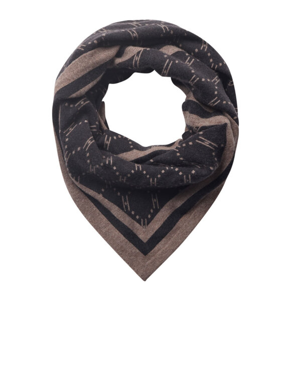 Hype the Detail - Triangle Scarf Hype the Detail - Triangle Scarf