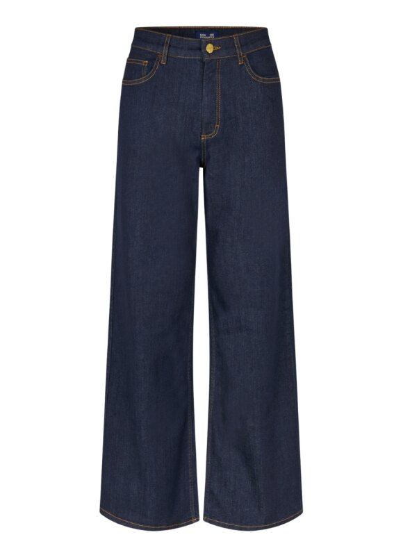 Baum Und Pferdgarten - Nicette Baum Und Pferdgarten - Nicette