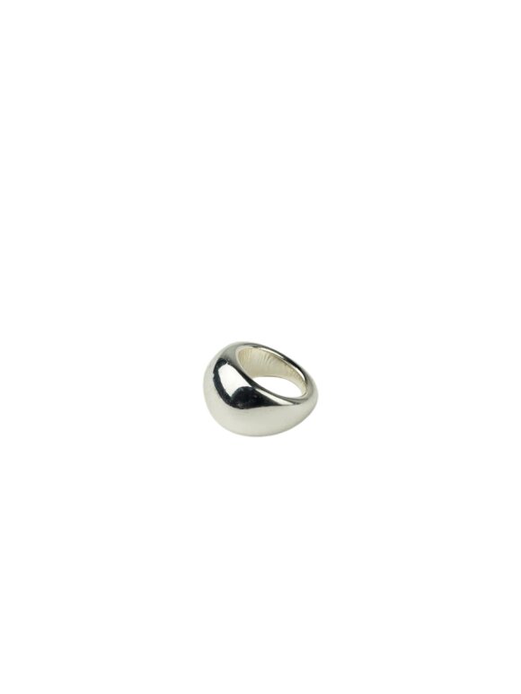 Bow 19 - Medium Ring