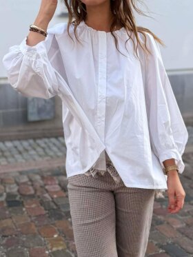 MARTA - MdcJoelle Shirt