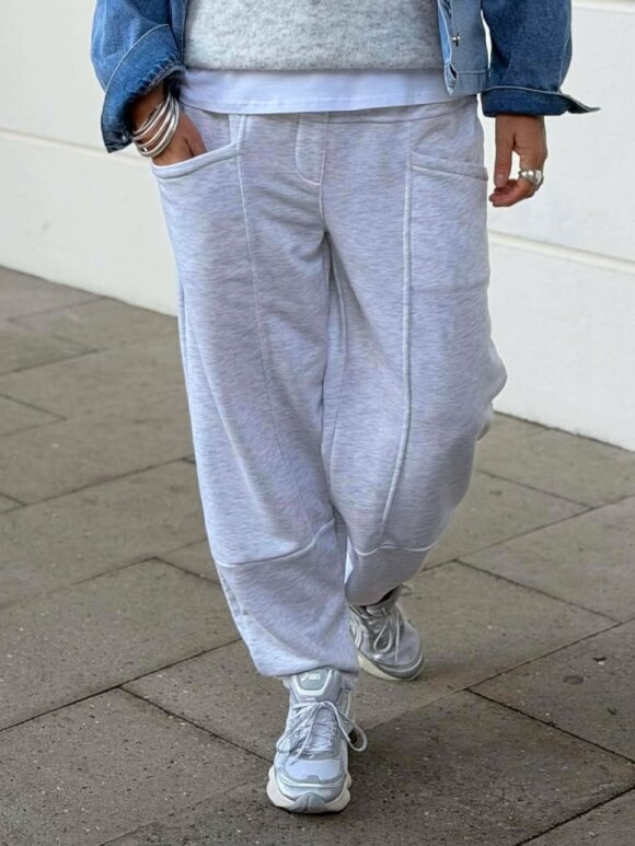 MARTA - MdcRayna Sweatpant MARTA - MdcRayna Sweatpant