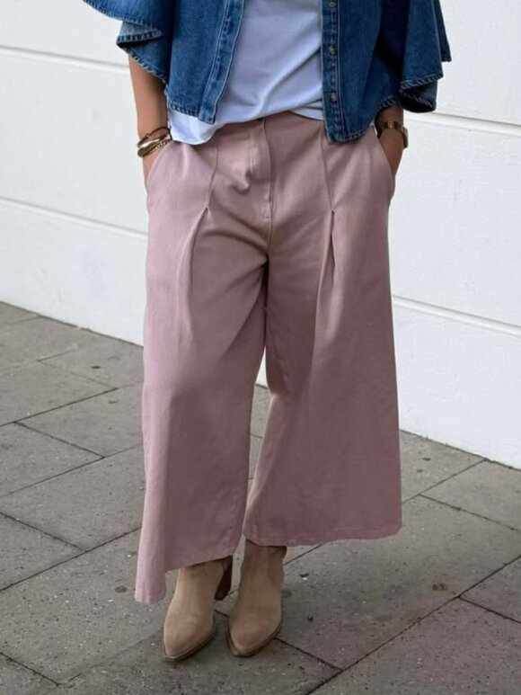 MARTA - MdcOvidia Pants MARTA - MdcOvidia Pants