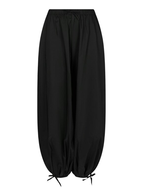 Neo Noir - Roxane Balloon Poplin Pants