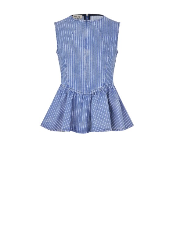 Baum Und Pferdgarten - MERJA