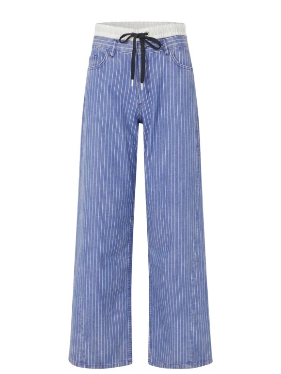 Baum Und Pferdgarten - NICOLINA PANT