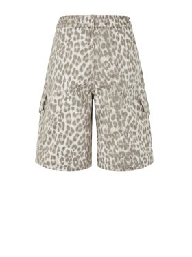 Baum Und Pferdgarten - Neeto Shorts