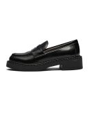 Pavement - PANayeli Patent Loafer