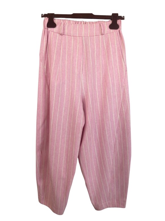 MARTA - MdcGenna Pants - Lev. mar./start apr. MARTA - MdcGenna Pants - Lev. mar./start apr.