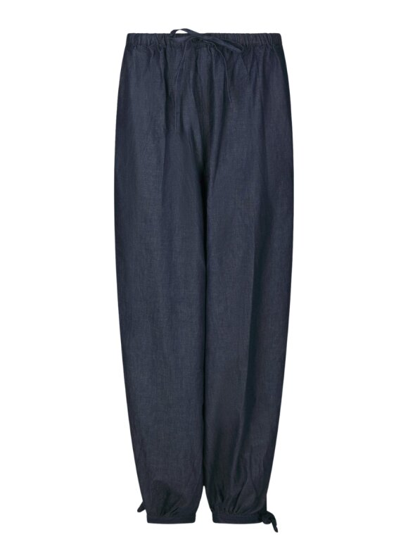 Neo Noir - Roxane Balloon Denim Pant