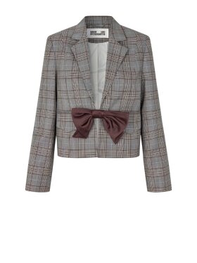 Baum Und Pferdgarten - Benni Blazer Baum Und Pferdgarten - Benni Blazer