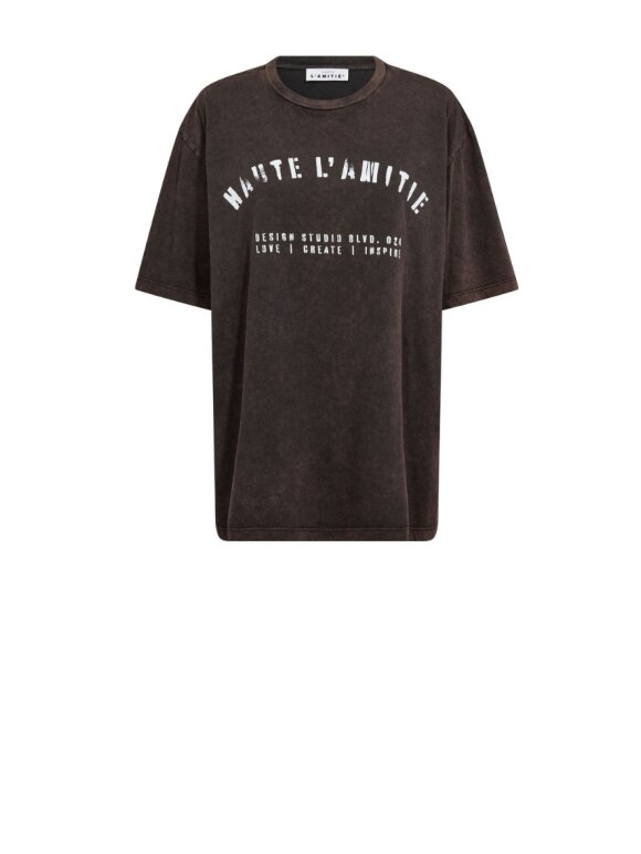 Haute L'amitié - Noma Acid Curve Studio Tee Haute L'amitié - Noma Acid Curve Studio Tee