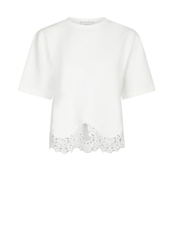 Neo Noir - Iria Lace Tee