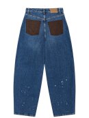 Baum Und Pferdgarten - Nevin Jeans Baum Und Pferdgarten - Nevin Jeans