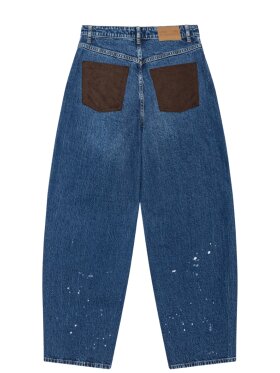 Baum Und Pferdgarten - Nevin Jeans