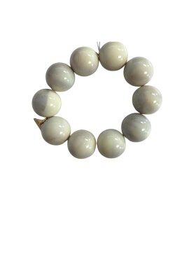Bow 19 - Bold Pearl Bracelet